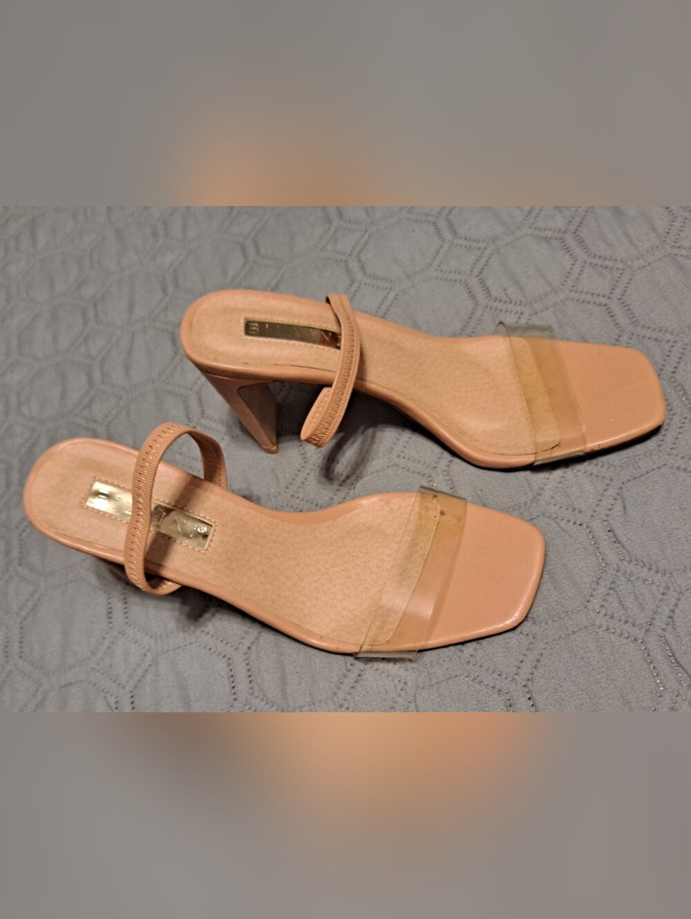 Billini Women’s Nude Slide Heels with Clear Strap Sz 6